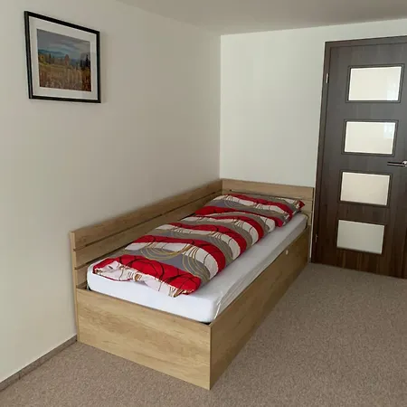 Apartmanovy 2 *