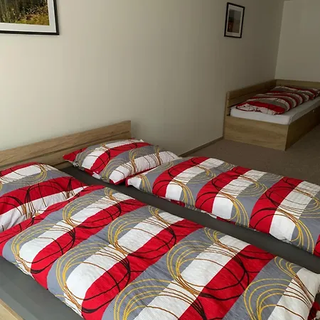 Apartmanovy 2 * Tremosna
