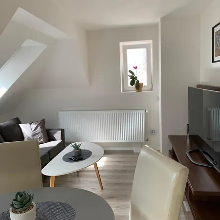 Apartmanovy 2 Apartment Tremosna